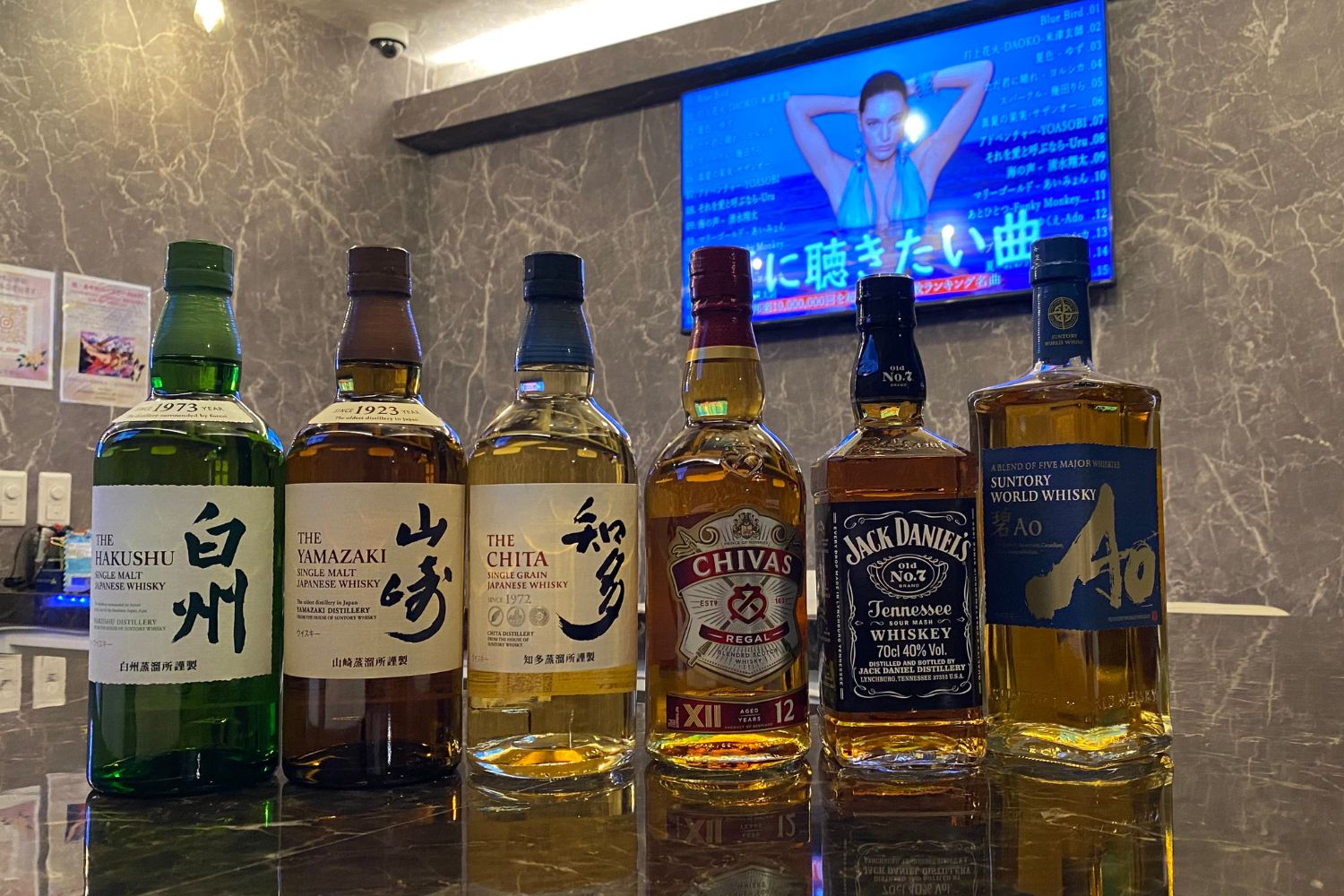 Snack Bar Story 西新宿五丁目店 店内